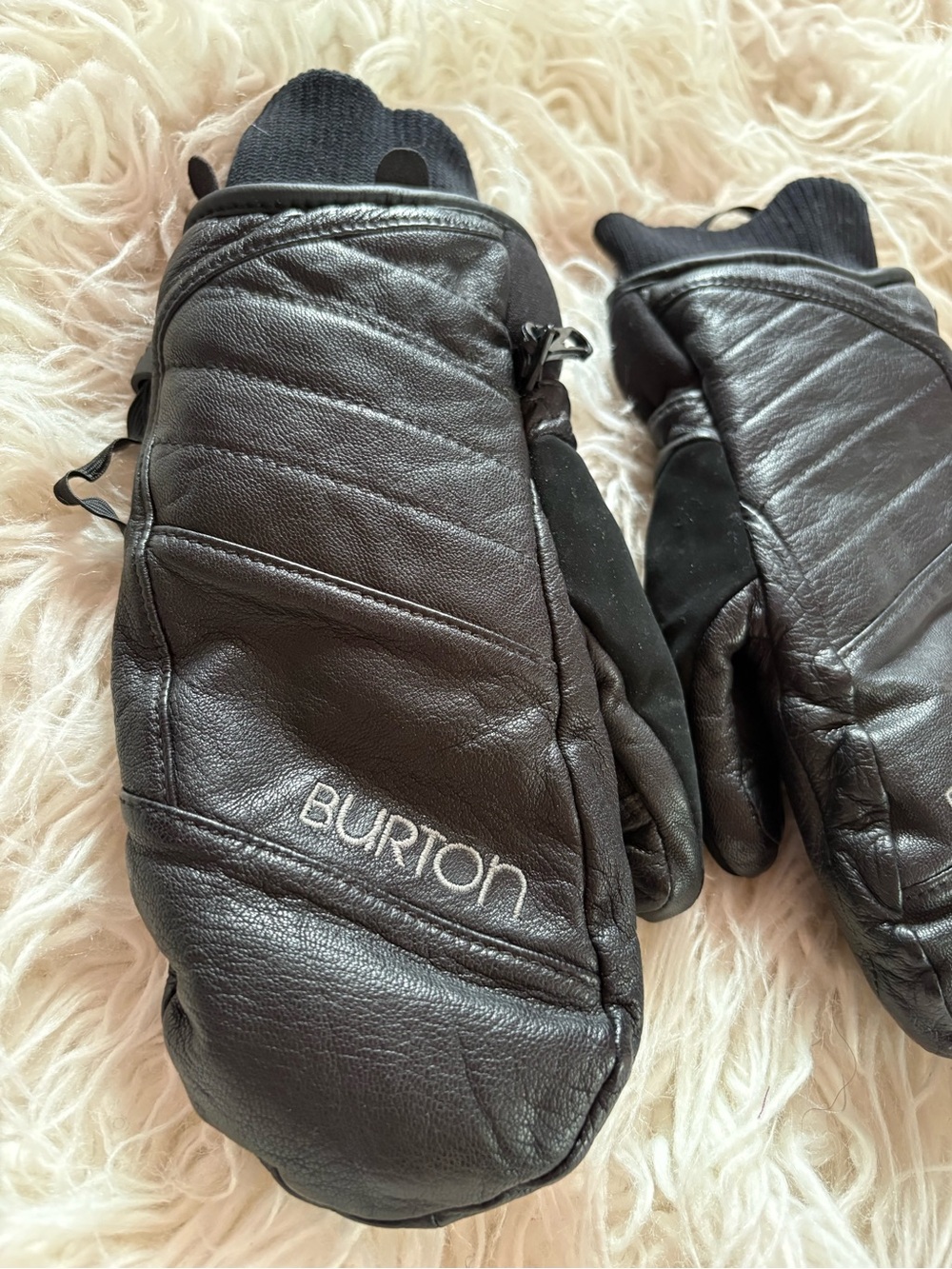 Burton Women's Favorite Leather Mittens Black Snowboard Ski Winter Size XS - Picture 2 of 4